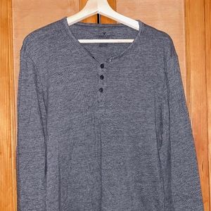 American Eagle Long Sleeve Tee